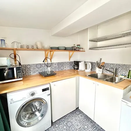 Daire Komfortowe Studio W Doskonalej Lokalizacji Varşova