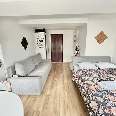 Komfortowe Studio W Doskonalej Lokalizacji * Warschau