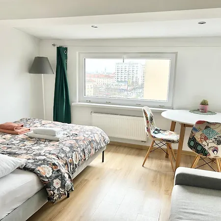 Komfortowe Studio W Doskonalej Lokalizacji